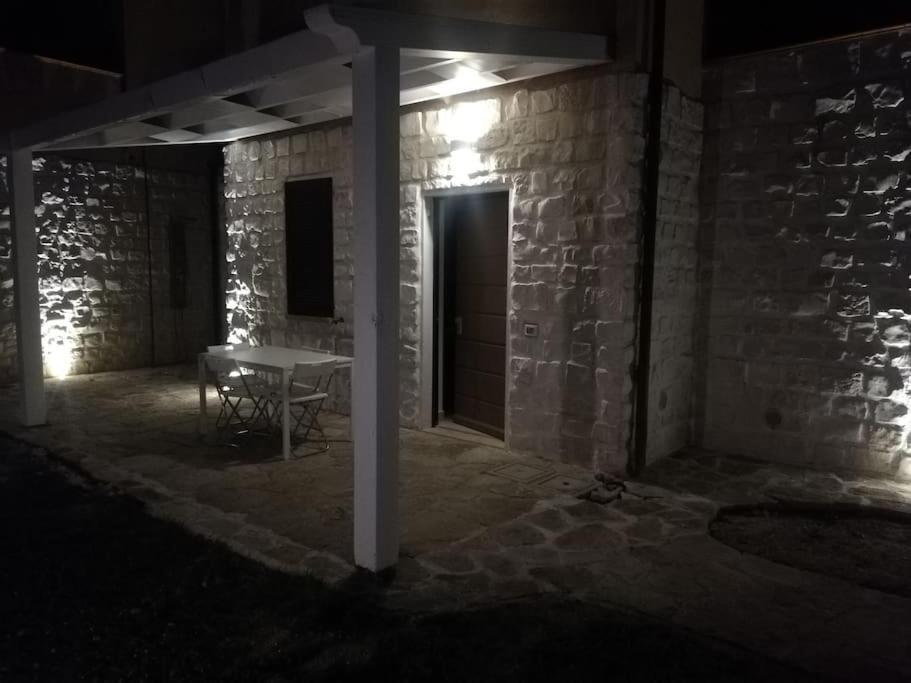 Alloggio Incantevole Con Piscina Numana Bagian luar foto
