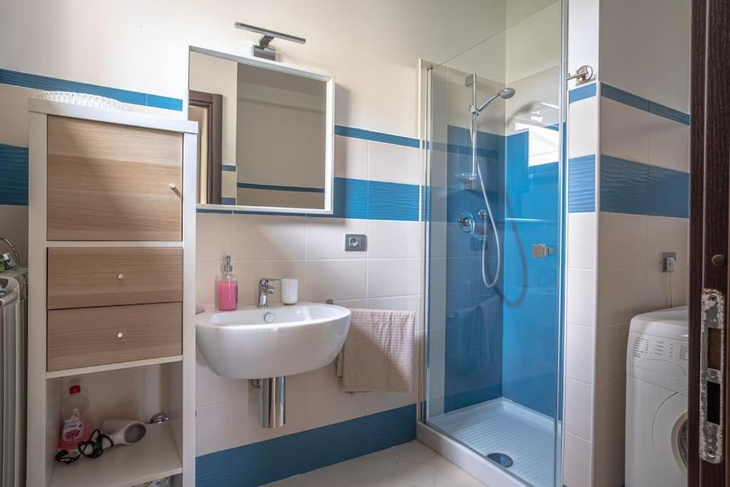 Alloggio Incantevole Con Piscina Numana Bagian luar foto