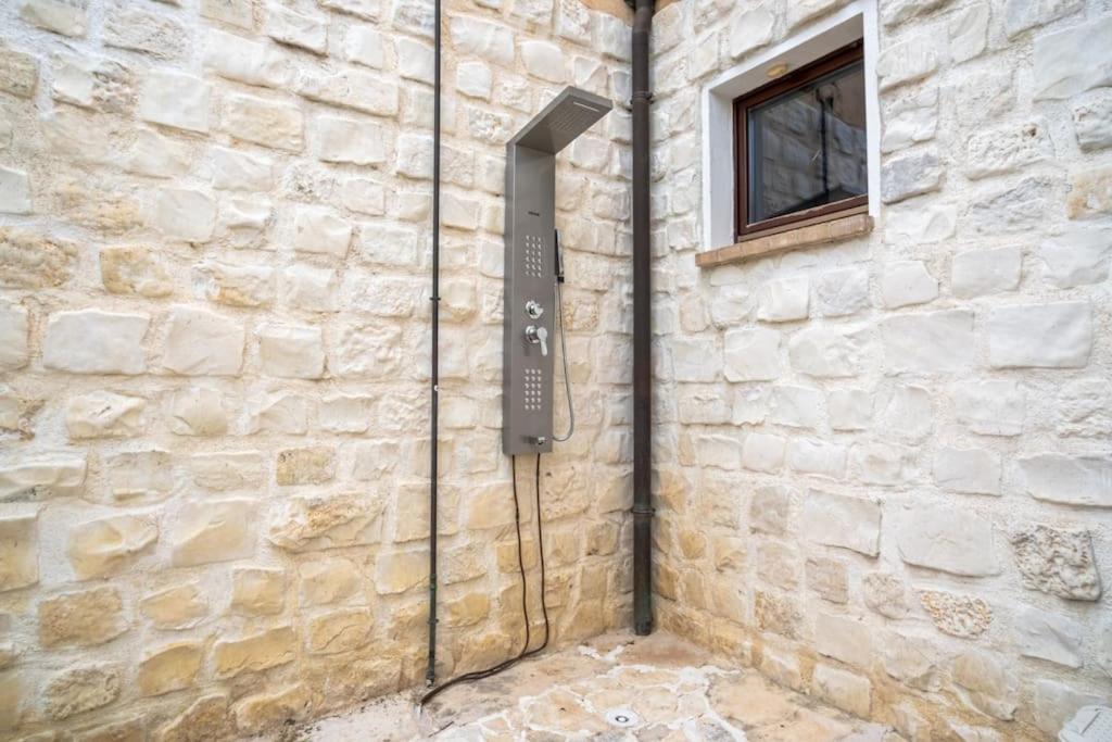 Alloggio Incantevole Con Piscina Numana Bagian luar foto